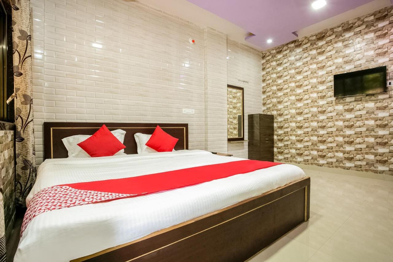 Oyo 63030 Mhatre Farm & Resort Chinchani Екстер'єр фото